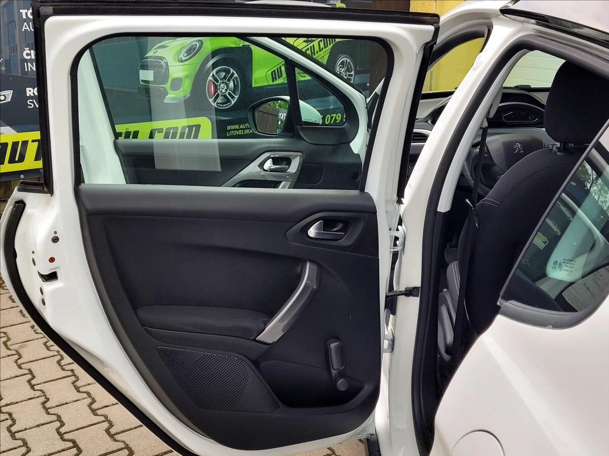 Peugeot 2008 SUV / Terénní 1,2 l 60 kw