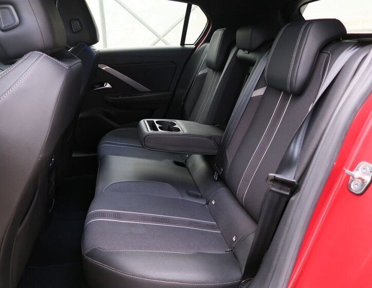 Opel Astra Hatchback 1,2 l 96 kw