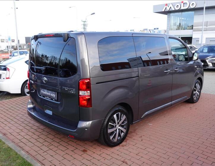Toyota ProAce Verso 4