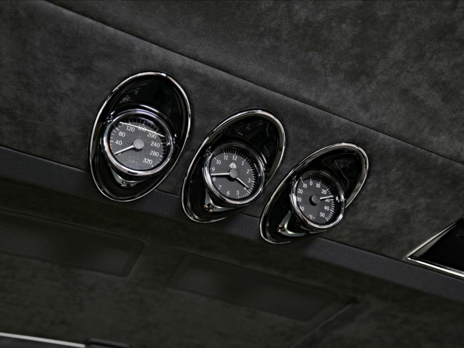 Mercedes-Benz Ostatní 32