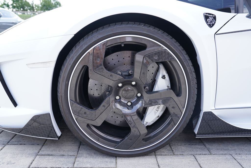 Lamborghini Aventador Kupé 6,5 l 1190 kw