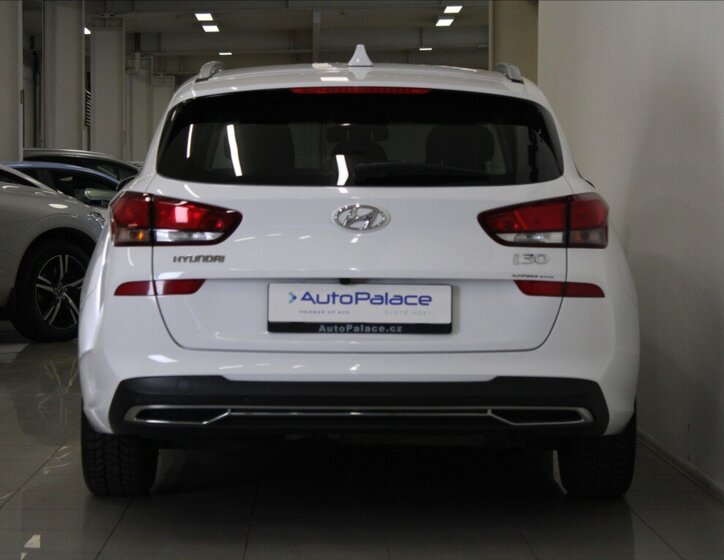 Hyundai i30 Kombi 1,6 l 85 kw