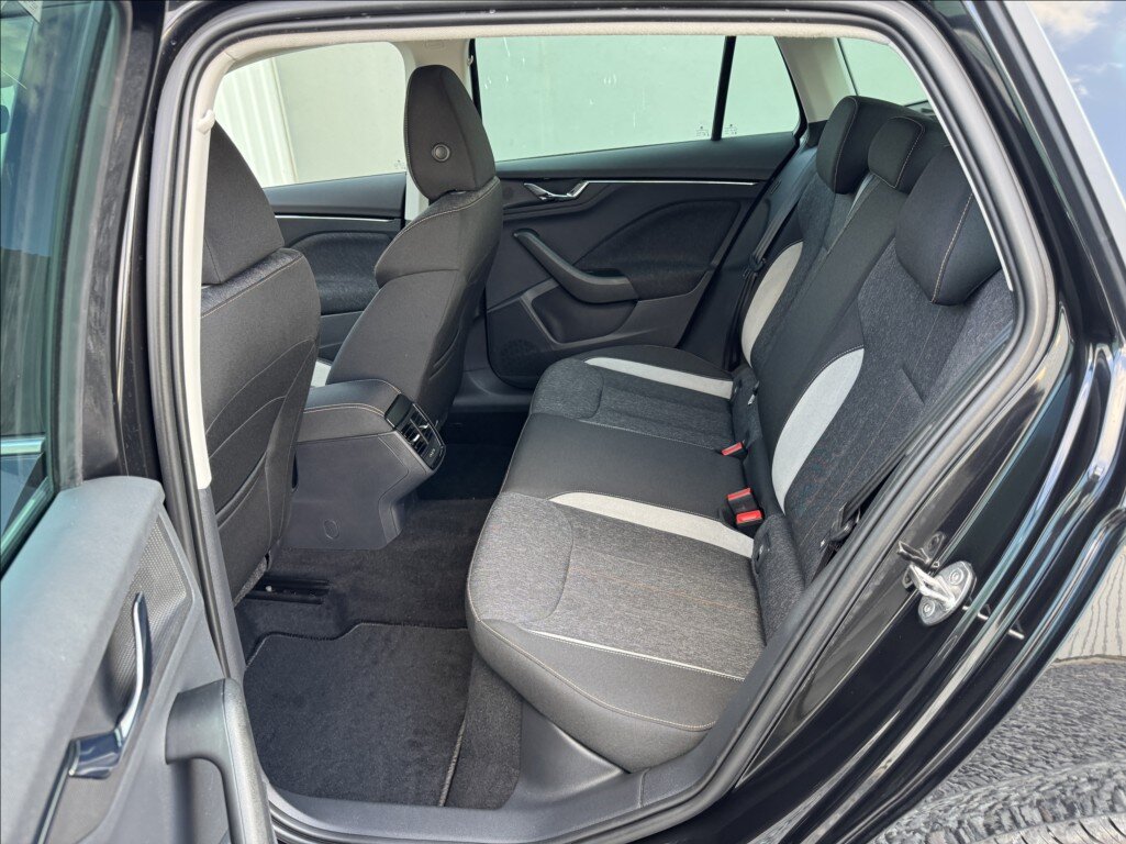 Škoda Scala Hatchback 1,5 l 110 kw