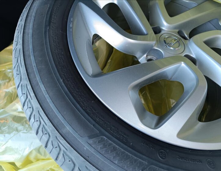 Opel Crossland X SUV / Terénní 1,2 l 81 kw