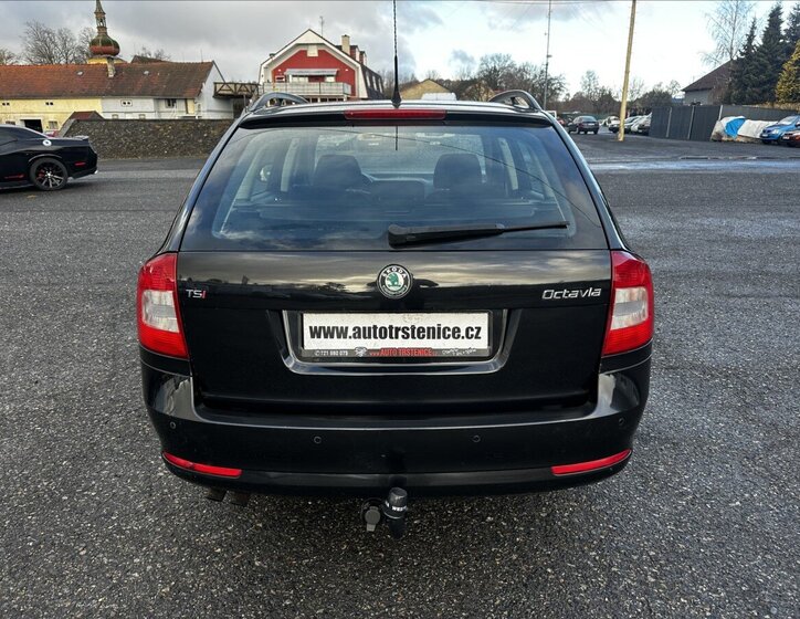 Škoda Octavia Kombi 1,8 l 118 kw