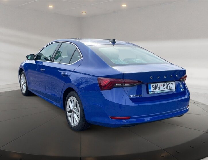 Škoda Octavia Sedan / Limuzína 1,5 l 110 kw