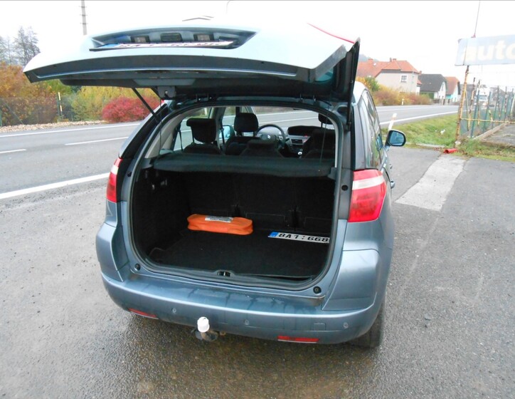 Citroën C4 Picasso 11