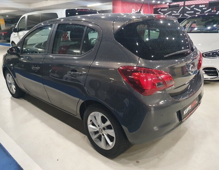 Opel Corsa Hatchback 1,4 l 66 kw