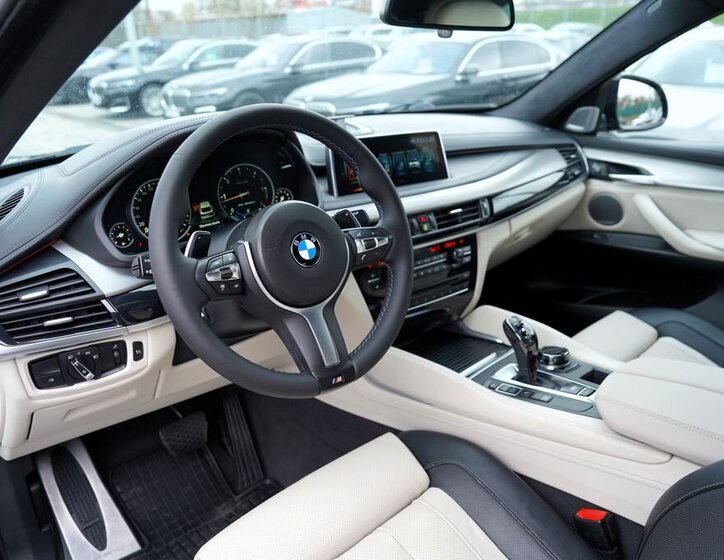 BMW X6 SUV / Terénní 3,0 l 280 kw