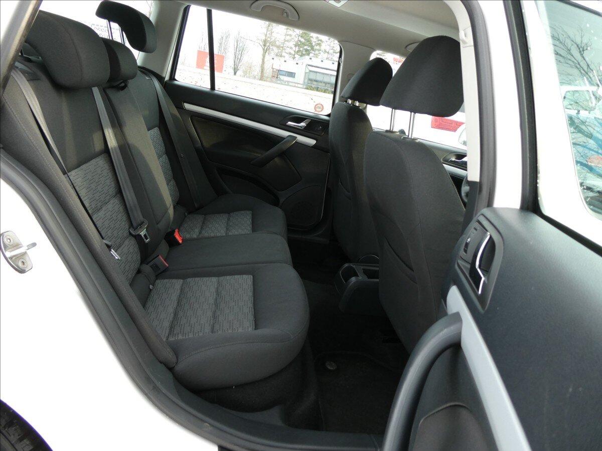 Škoda Octavia Kombi 1,6 l 77 kw