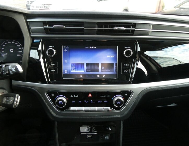 SsangYong Korando SUV / Terénní 1,5 l 120 kw