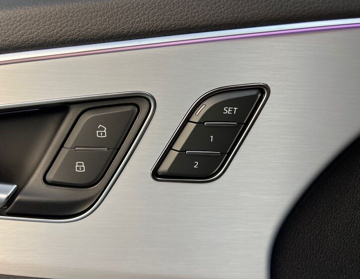 Audi Q8 SUV / Terénní 3,0 l 210 kw