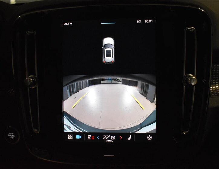 Volvo XC40 SUV 2,0 l 145 kw