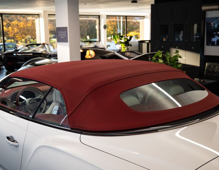 Bentley Continental GTC 23