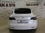 Tesla Model 3 Sedan / Limuzína 0,0 225 kw