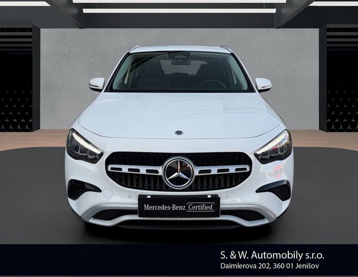 Mercedes-Benz GLA SUV / Terénní 2,0 l 140 kw
