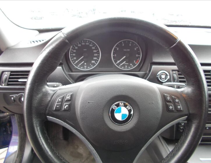 BMW Řada 3 24