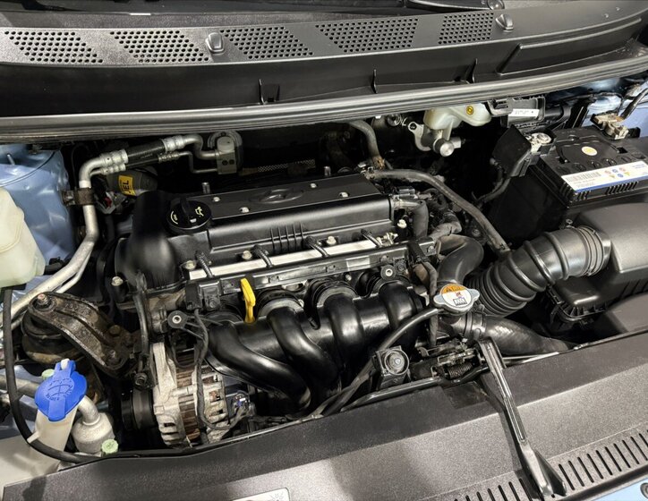 Hyundai ix20 MPV 1,6 l 92 kw