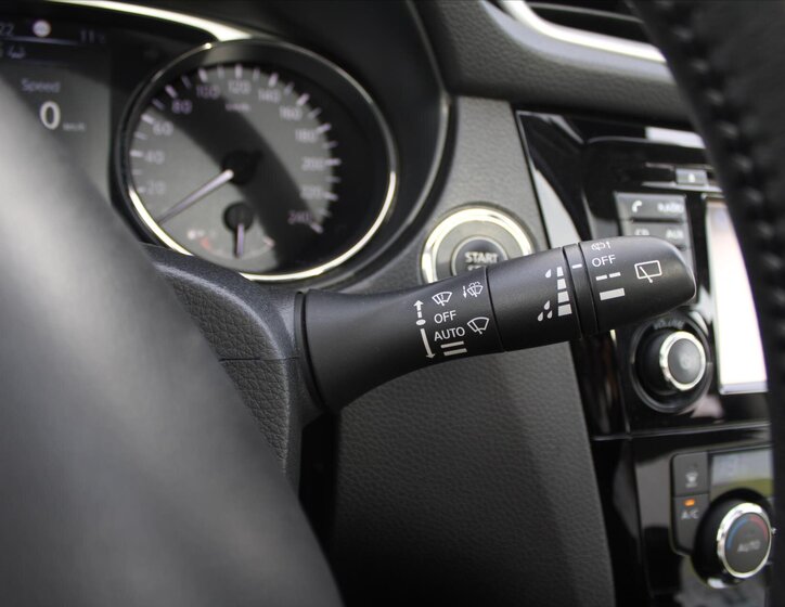 Nissan X-Trail SUV 1,6 l 96 kw