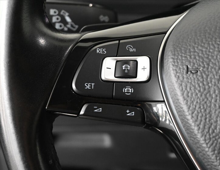 Volkswagen Tiguan Allspace 17