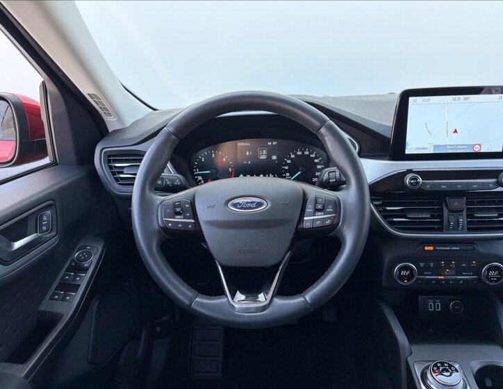 Ford Kuga Kombi 2,0 l 140 kw