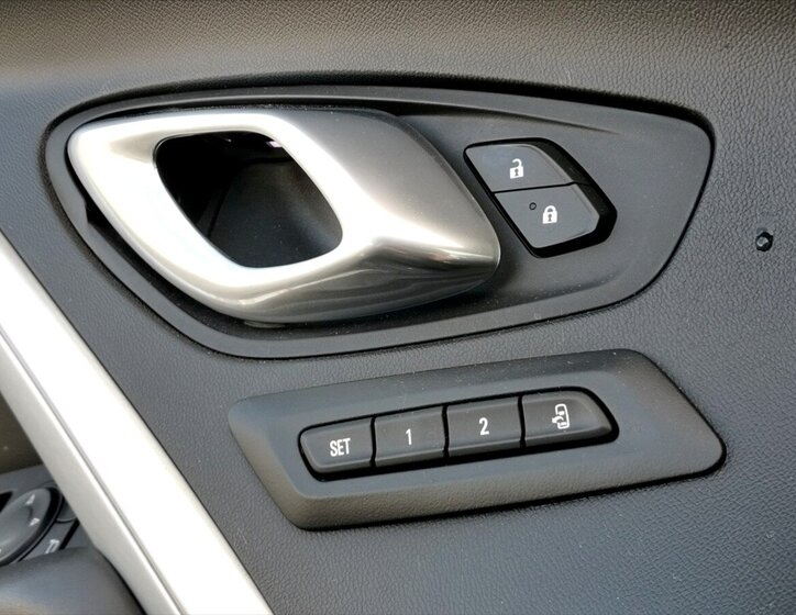 Chevrolet Camaro Kupé 6,2 l 333 kw