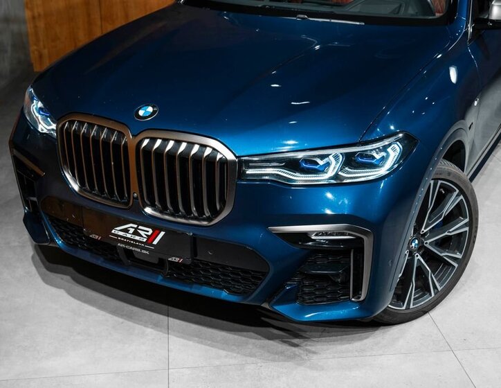 BMW X7 4