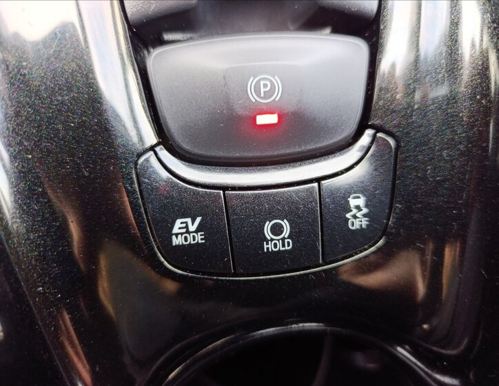 Toyota C-HR Hatchback 1,8 l 72 kw