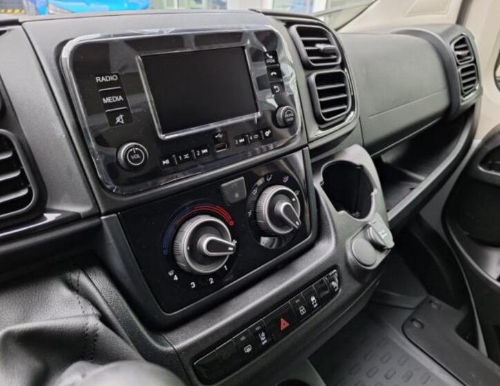 Peugeot Boxer Skříň 2,2 l 103 kw