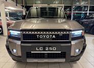 Toyota Land Cruiser 4