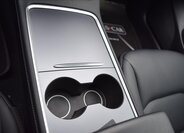 Tesla Model 3 Sedan 0,0 366 kw