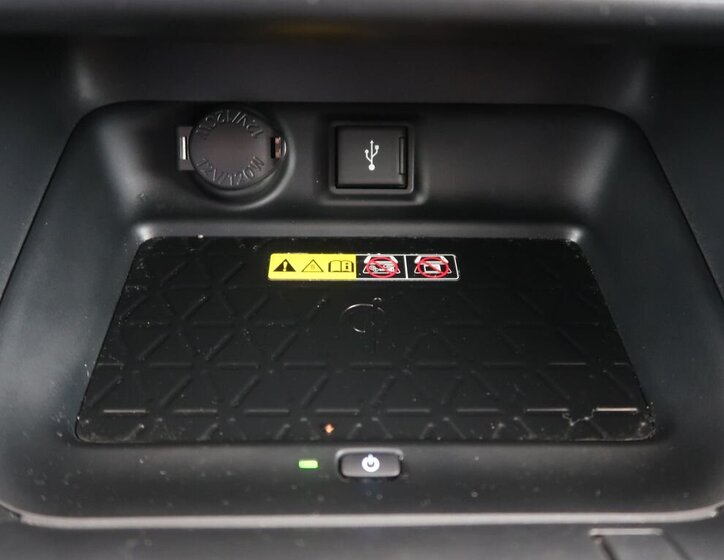 Toyota RAV4 SUV 2,5 l 131 kw