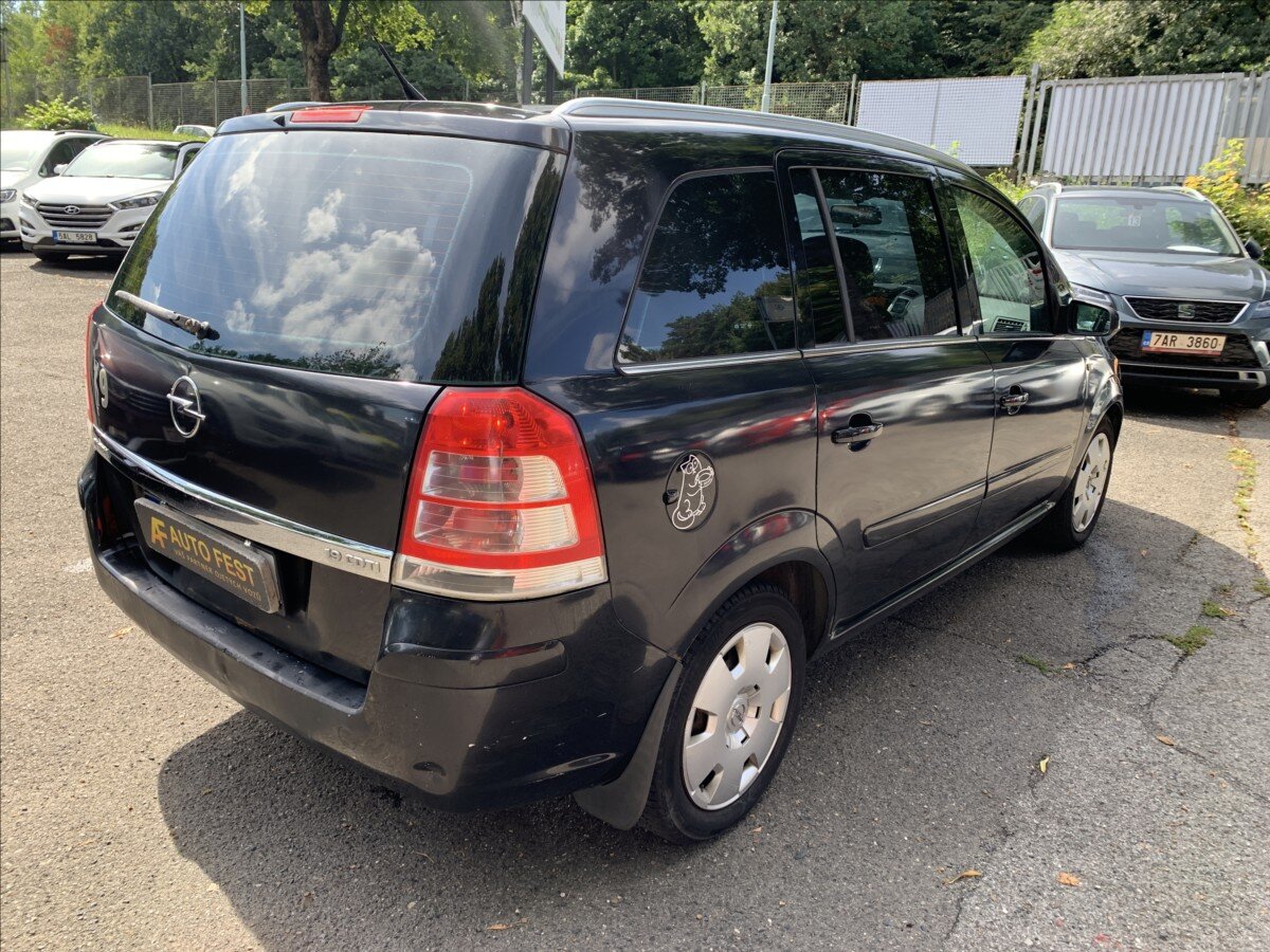 Opel Zafira Kombi 1,9 l 88 kw