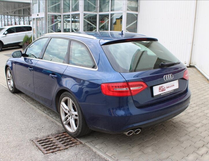 Audi A4 Kombi 2,0 l 110 kw