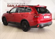 Mitsubishi Outlander 6