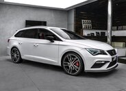 Seat Leon Kombi 2,0 l 221 kw