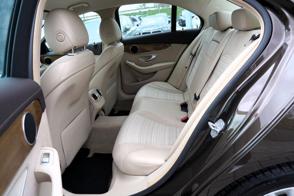 Mercedes-Benz Třídy C Sedan / Limuzína 1,6 l 115 kw