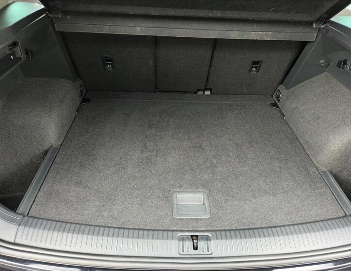 Volkswagen Tiguan SUV / Terénní 2,0 l 110 kw