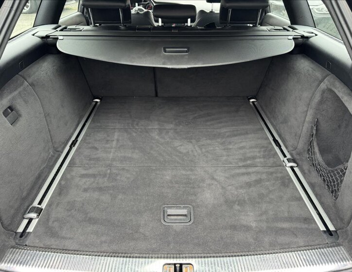 Audi A6 Kombi 3,0 l 176 kw