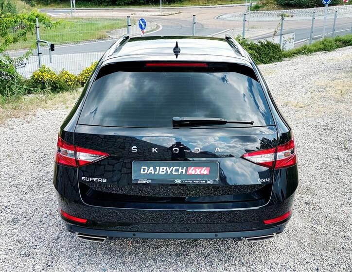 Škoda Superb 4