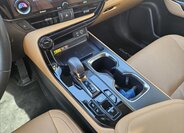 Lexus NX 450h plus SUV / Terénní 2,5 l 227 kw