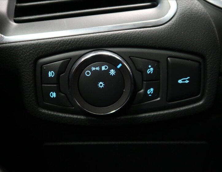 Ford S-MAX MPV 2,0 l 140 kw