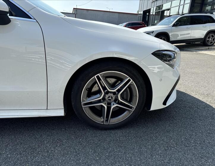 Mercedes-Benz CLA 15