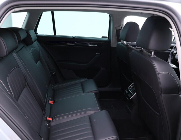 Škoda Superb Kombi 2,0 l 147 kw