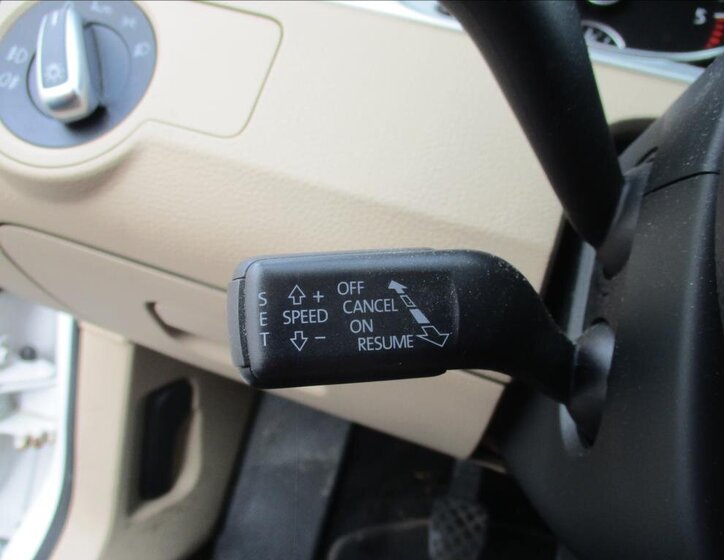 Volkswagen Passat Kombi 2,0 l 103 kw