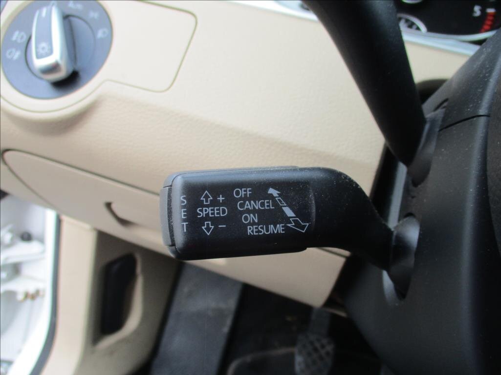 Volkswagen Passat Kombi 2,0 l 103 kw