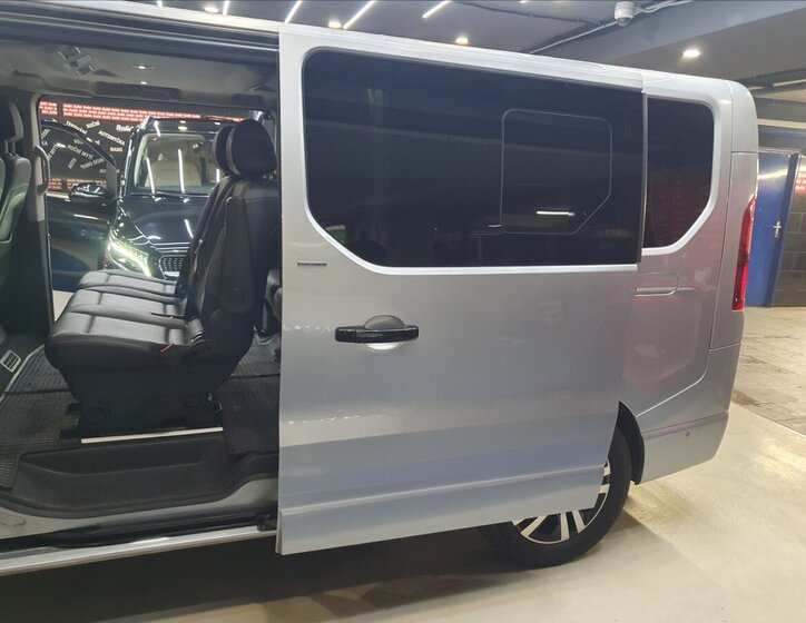 Renault Trafic Kombi 2,0 l 125 kw