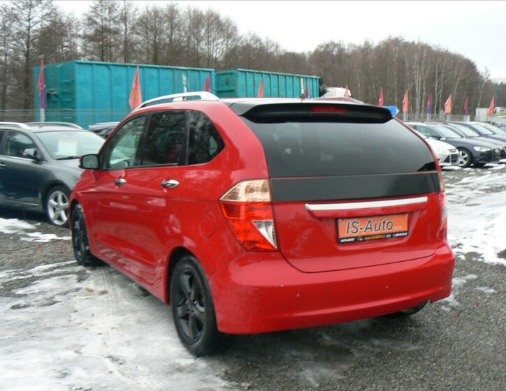 Honda FR-V 5