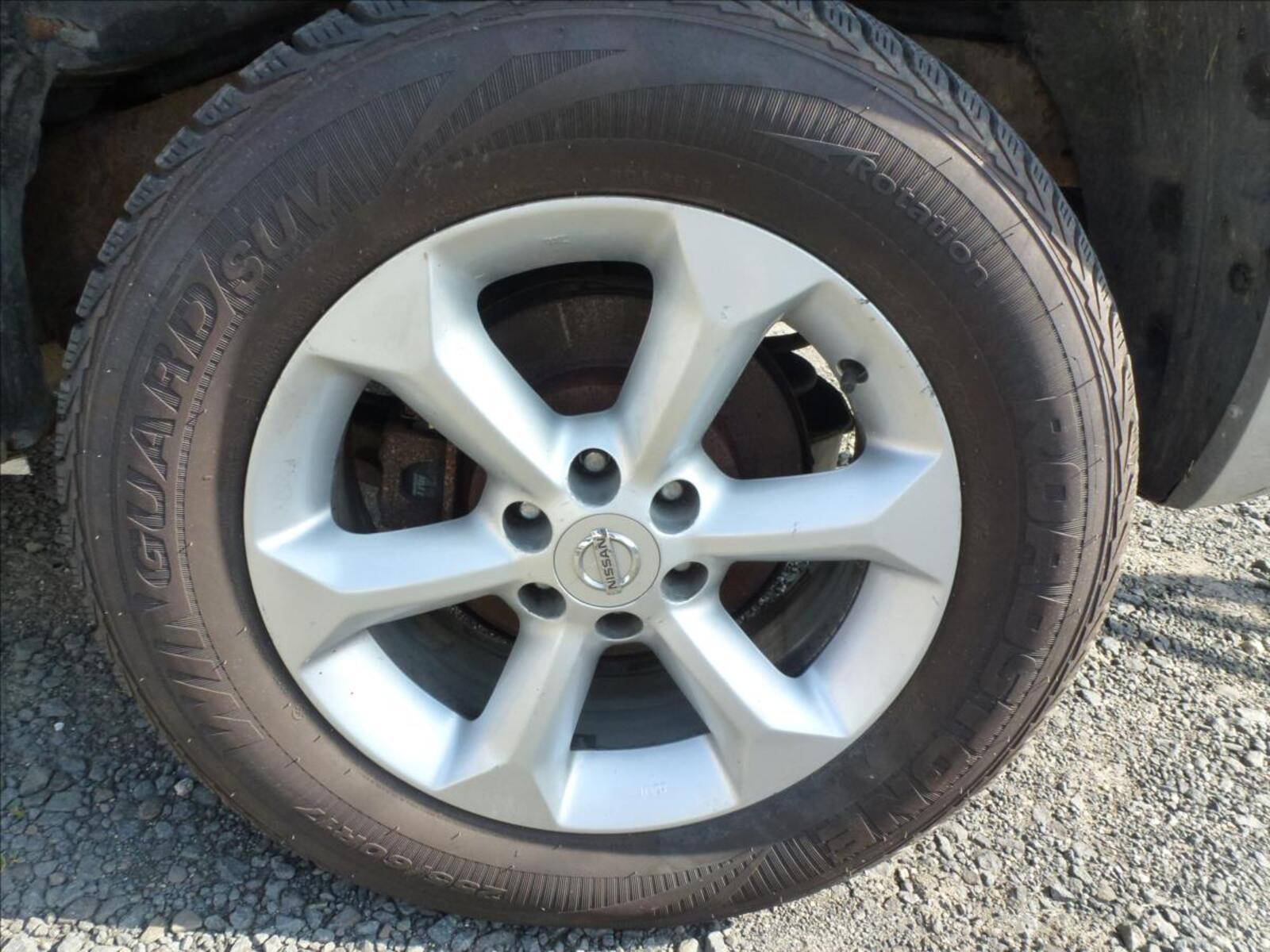 Nissan Pathfinder 43