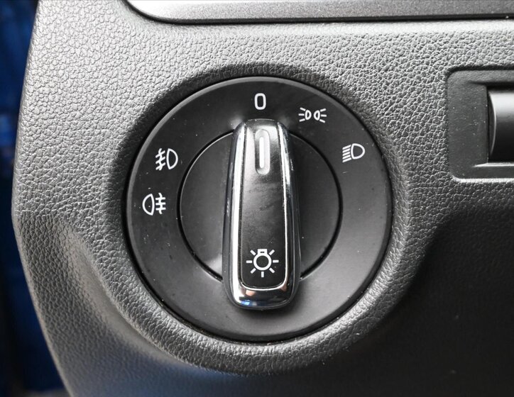 Škoda Rapid Sedan / Limuzína 1,2 l 63 kw